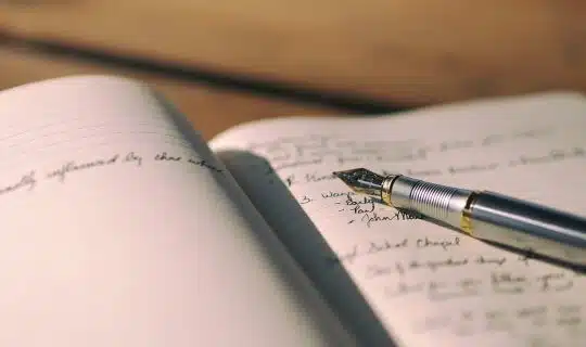 Tenir un journal d’écriture : un outil de progression sous-estimé