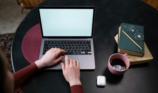 5 étapes IA pour optimiser le processus de création